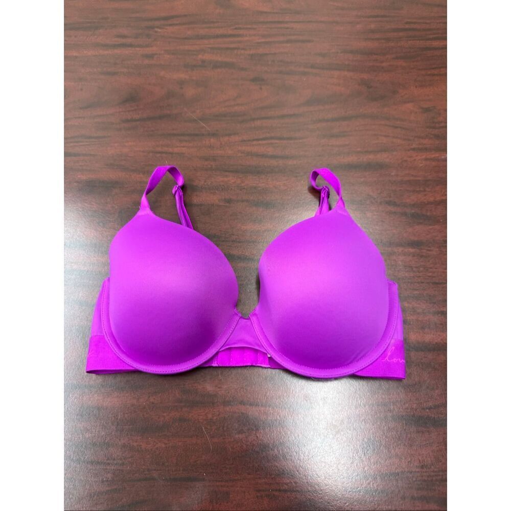 PINK Victoria’s Secret Purple Wear Everywhere T-Shirt Lightly Lined Bra 34DD